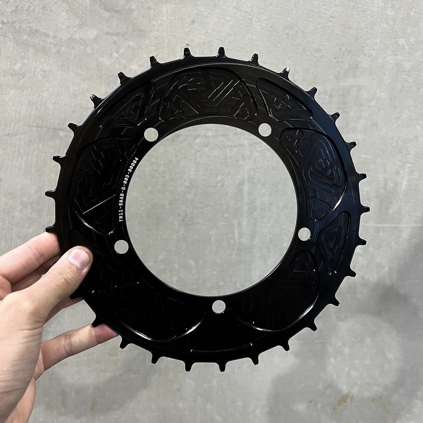 Velobike New Motion Labs Enduo Track Duel Engagement technology chainring